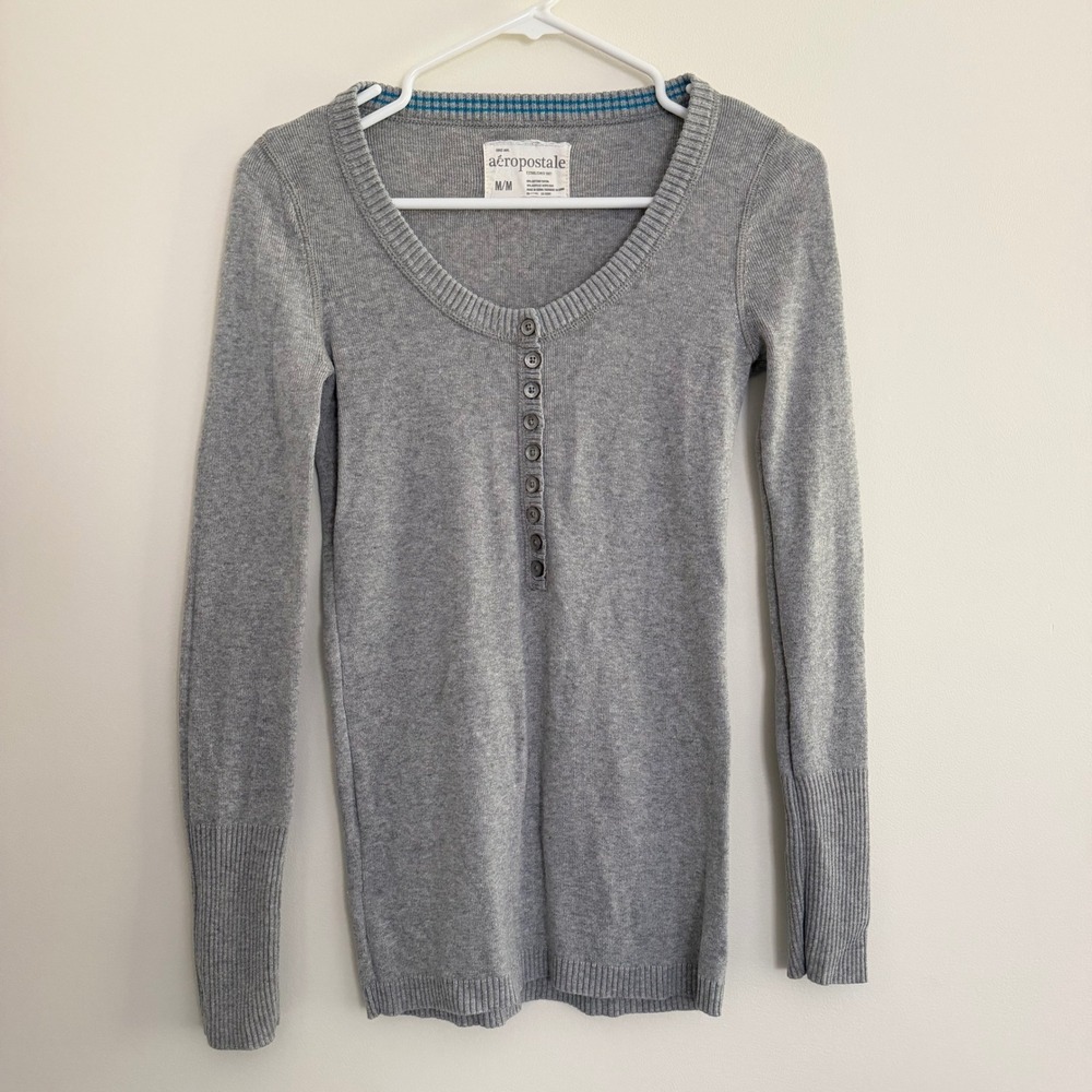 2009 Y2K Aeropostale Light Gray Fitted Sweater With Buttons Size Medium
